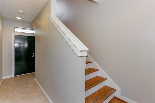 4030 Center Street, Houston, TX 77007