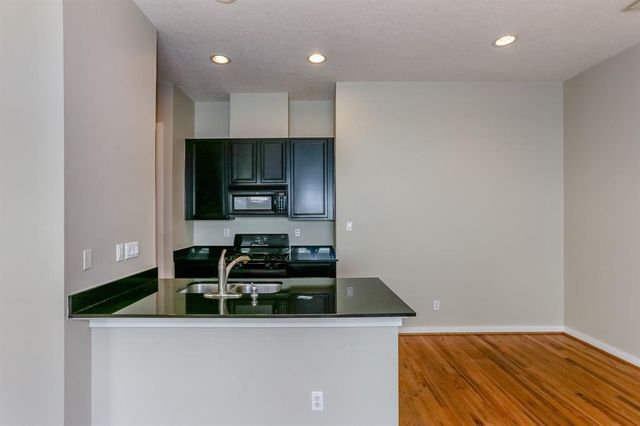 4030 Center Street, Houston, TX 77007