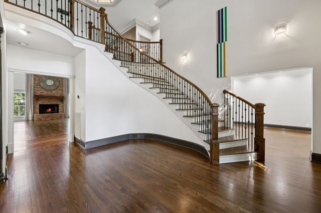 827 Maxwell Ct, Nashville, TN 37220