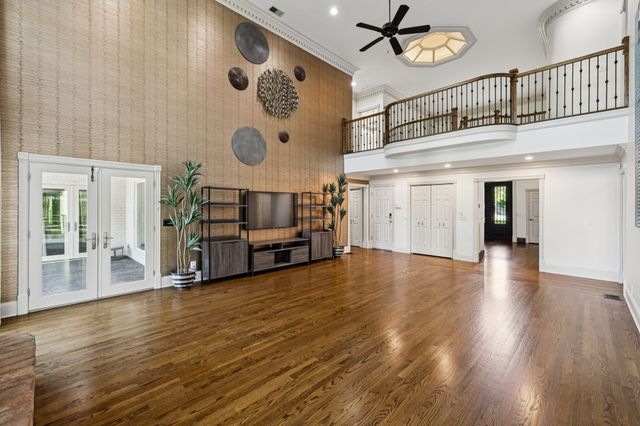 827 Maxwell Ct, Nashville, TN 37220