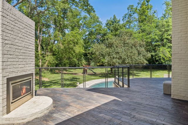 827 Maxwell Ct, Nashville, TN 37220
