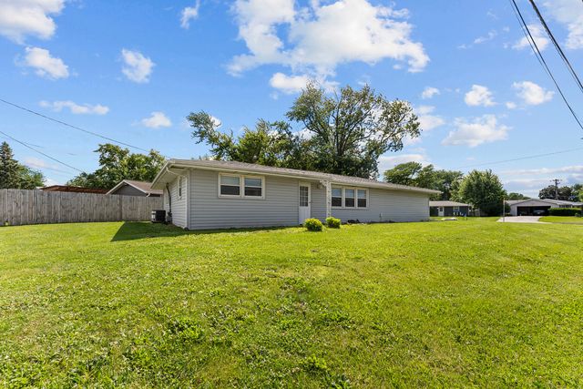 2313 12th Street, Silvis, IL 61282