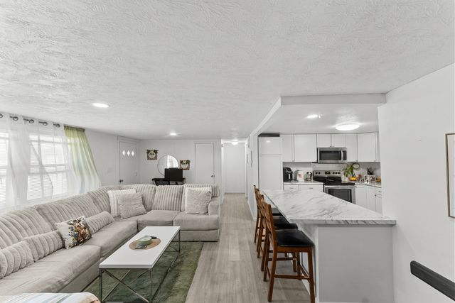 2313 12th Street, Silvis, IL 61282
