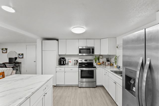 2313 12th Street, Silvis, IL 61282