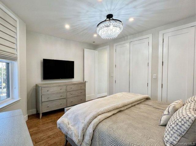 20-71 41st Street, Astoria, NY 11105