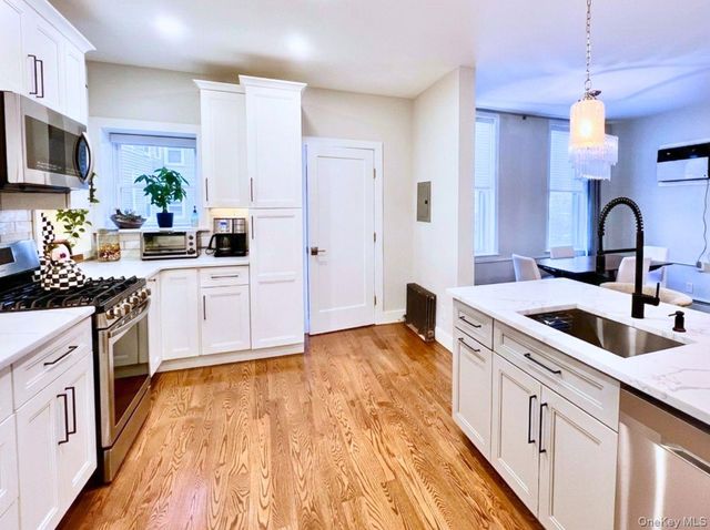 20-71 41st Street, Astoria, NY 11105