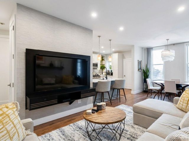 20-71 41st Street, Astoria, NY 11105