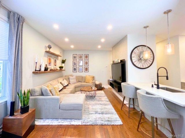 20-71 41st Street, Astoria, NY 11105