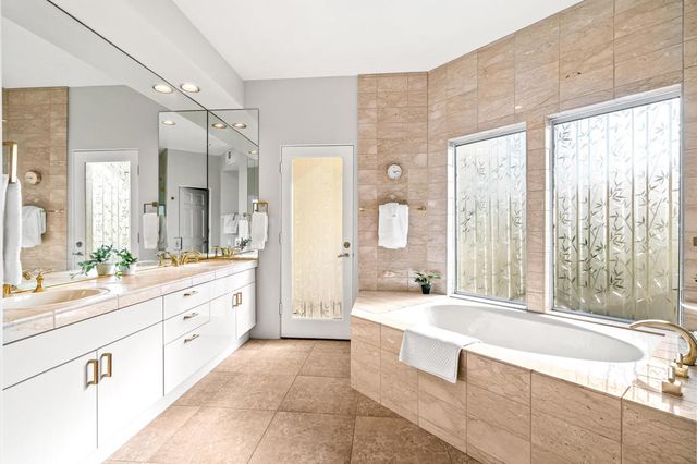 75385 Riviera Drive, Indian Wells, CA 92210