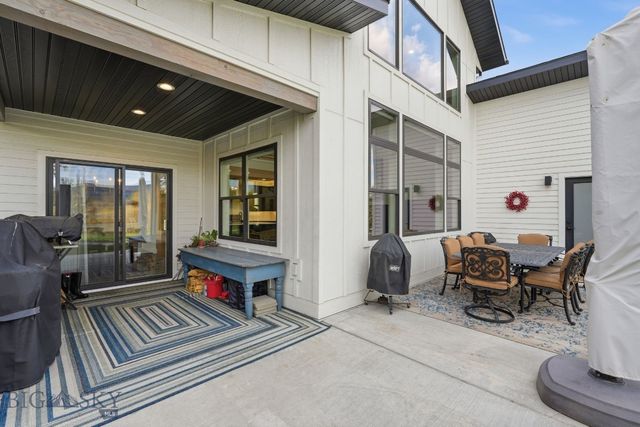 1976 Vaquero Parkway, Bozeman, MT 59718