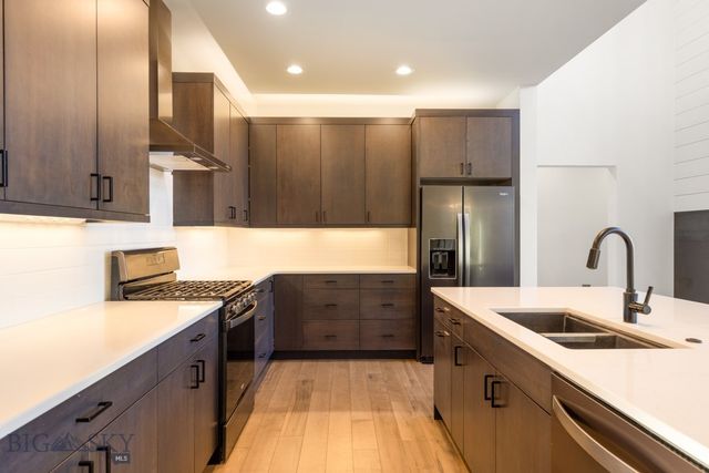 1976 Vaquero Parkway, Bozeman, MT 59718