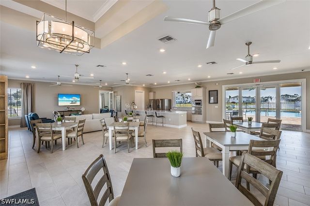 15381 Wildflower CIR, Naples, FL 34119
