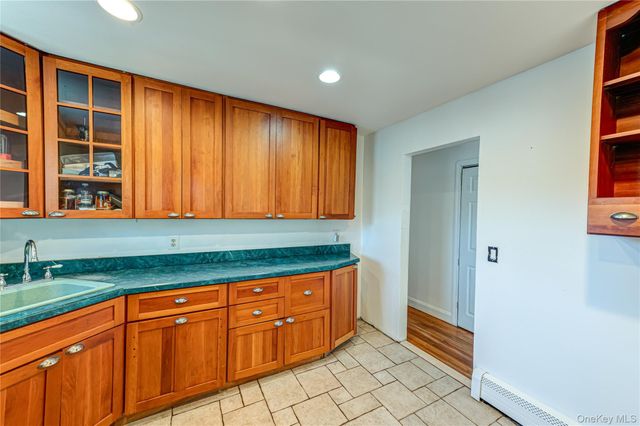 57 Rockland Avenue, West Babylon, NY 11704