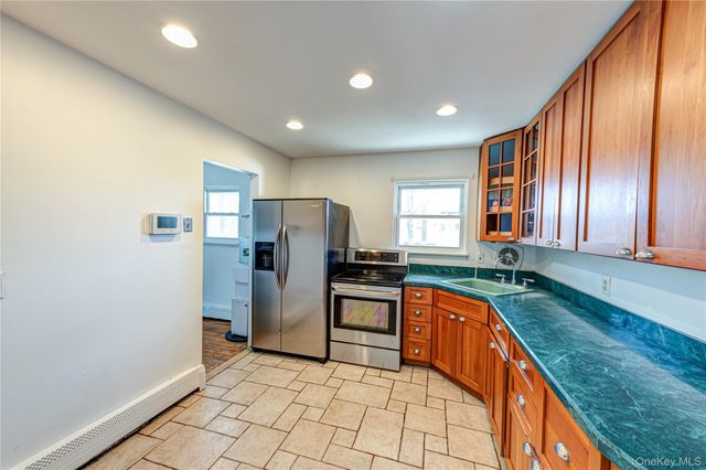 57 Rockland Avenue, West Babylon, NY 11704