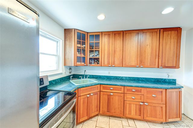 57 Rockland Avenue, West Babylon, NY 11704