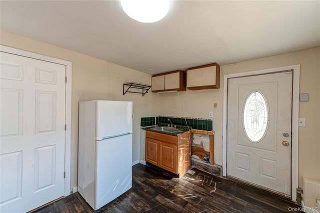 57 Rockland Avenue, West Babylon, NY 11704