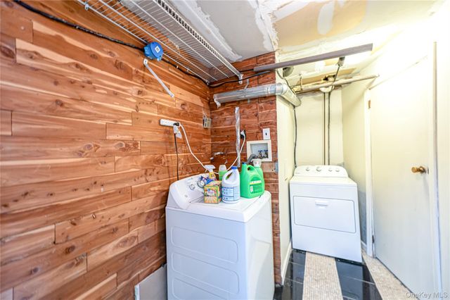 57 Rockland Avenue, West Babylon, NY 11704