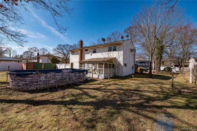 57 Rockland Avenue, West Babylon, NY 11704