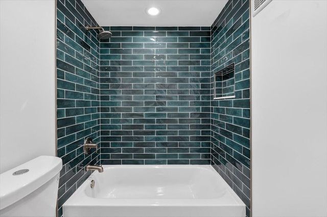 7325 SW 26th Court 22, Davie, FL 33314