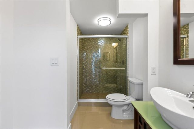 7325 SW 26th Court 22, Davie, FL 33314