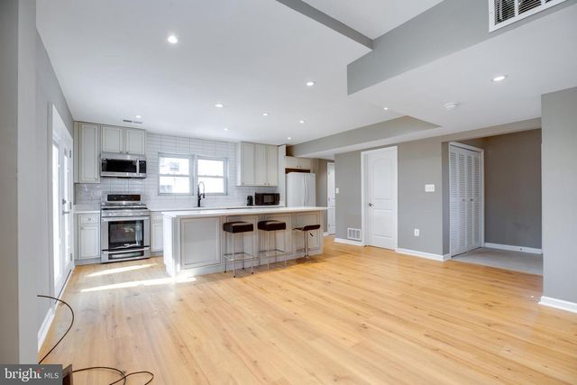 3923 FOREST GROVE DR, Annandale, VA 22003