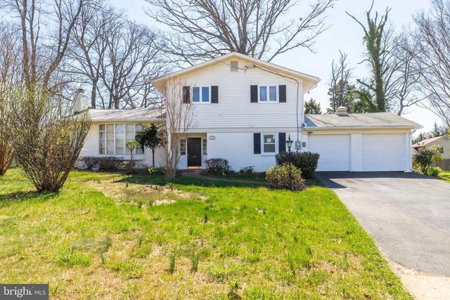 3923 FOREST GROVE DR, Annandale, VA 22003