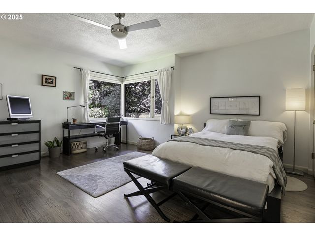 4204 Ne MAYWOOD Pl, Portland, OR 97220