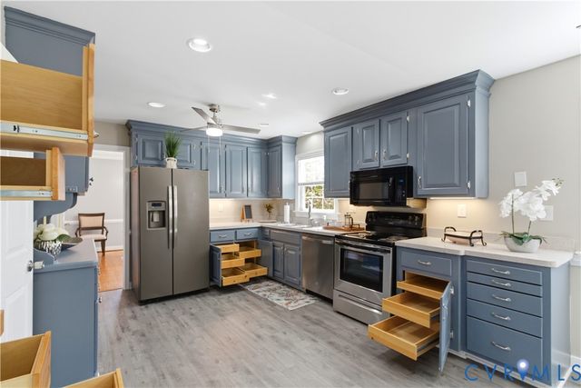 7419 Sandlewood Dr, North Chesterfield, VA 23235