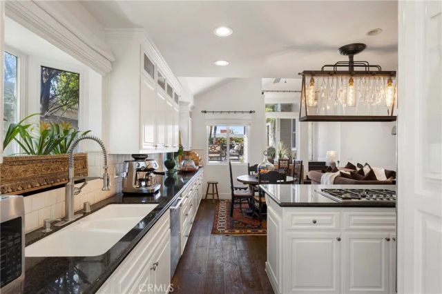 130 W Avenida San Antonio, San Clemente, CA 92672