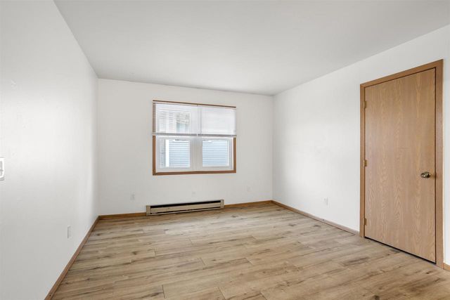 1007 JACKSON STREET, Oshkosh, WI 54901