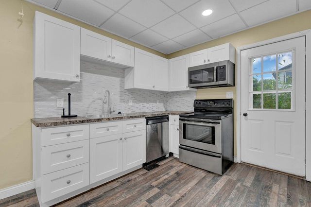 61 Rosebud Avenue, Newark, OH 43055