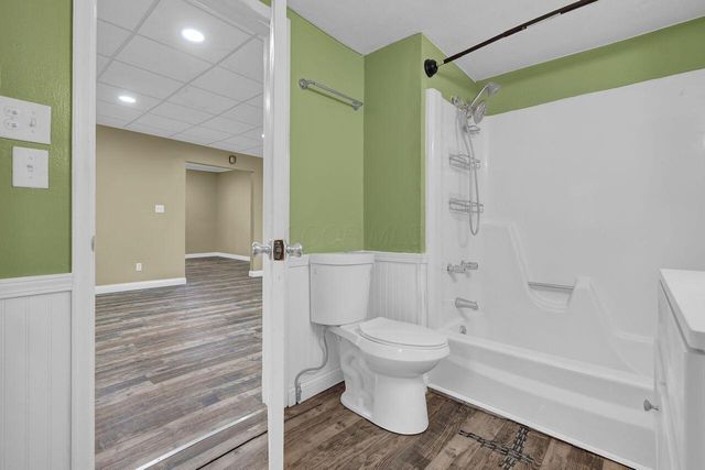 61 Rosebud Avenue, Newark, OH 43055