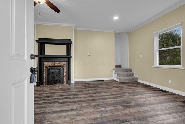 61 Rosebud Avenue, Newark, OH 43055