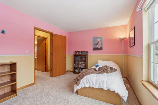 W142N9935 Amber DRIVE, Germantown, WI 53022