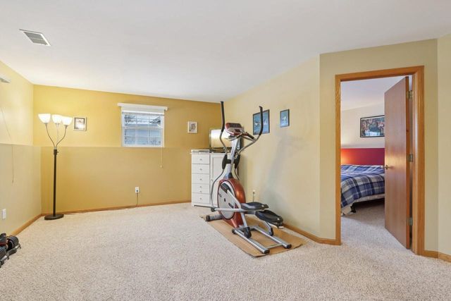 W142N9935 Amber DRIVE, Germantown, WI 53022