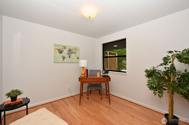 1529 NE 107th Street, Seattle, WA 98125