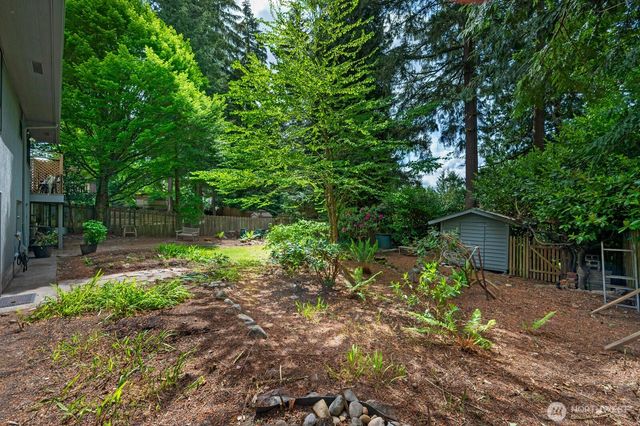 1529 NE 107th Street, Seattle, WA 98125