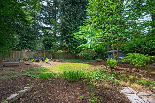 1529 NE 107th Street, Seattle, WA 98125