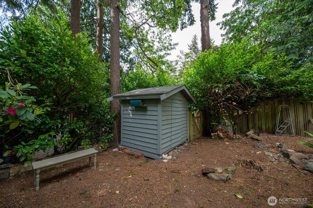 1529 NE 107th Street, Seattle, WA 98125