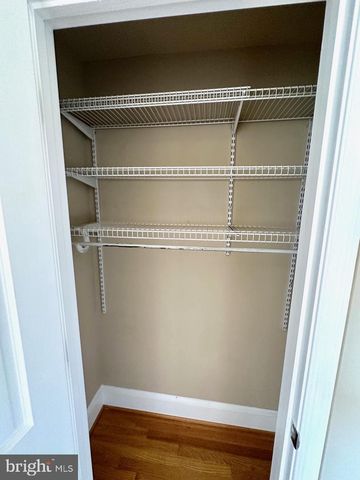 1227 LINDEN PL NE, Washington, DC 20002