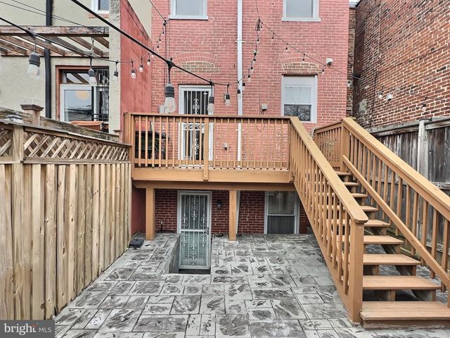 1227 LINDEN PL NE, Washington, DC 20002