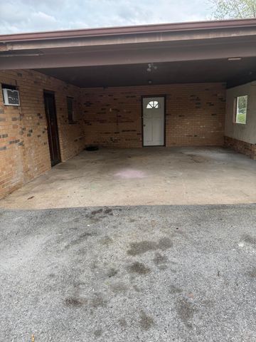 805 Woodland Drive, Rossville, GA 30741