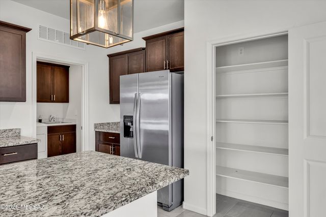 7795 S Via Perfecta, Tucson, AZ 85756