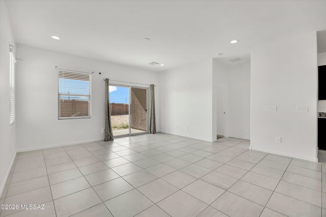 7795 S Via Perfecta, Tucson, AZ 85756