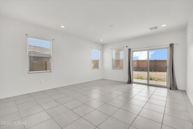 7795 S Via Perfecta, Tucson, AZ 85756