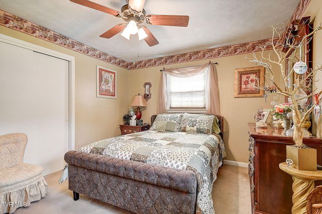 3900 Thornton Drive, Kingsport, TN 37664