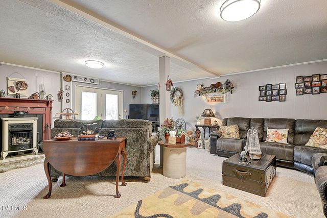 3900 Thornton Drive, Kingsport, TN 37664