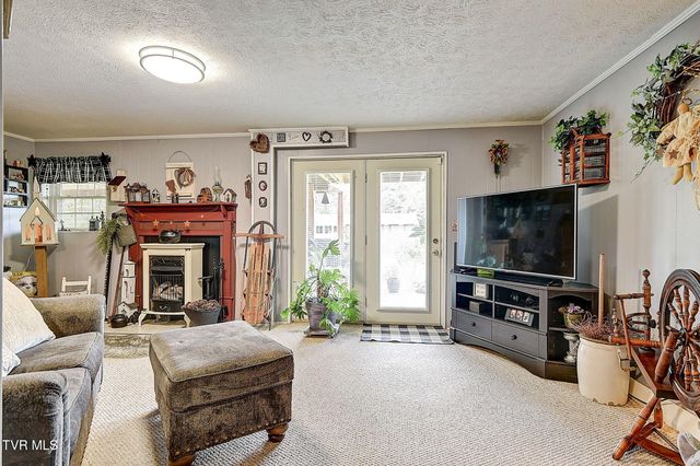 3900 Thornton Drive, Kingsport, TN 37664