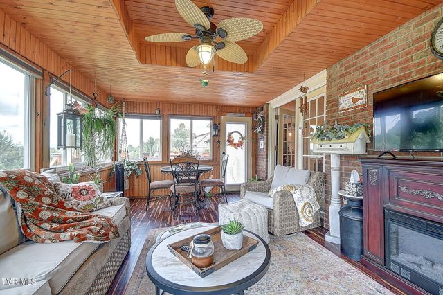 3900 Thornton Drive, Kingsport, TN 37664