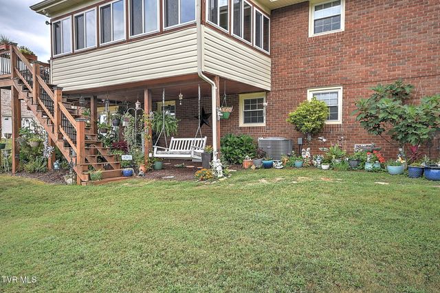 3900 Thornton Drive, Kingsport, TN 37664